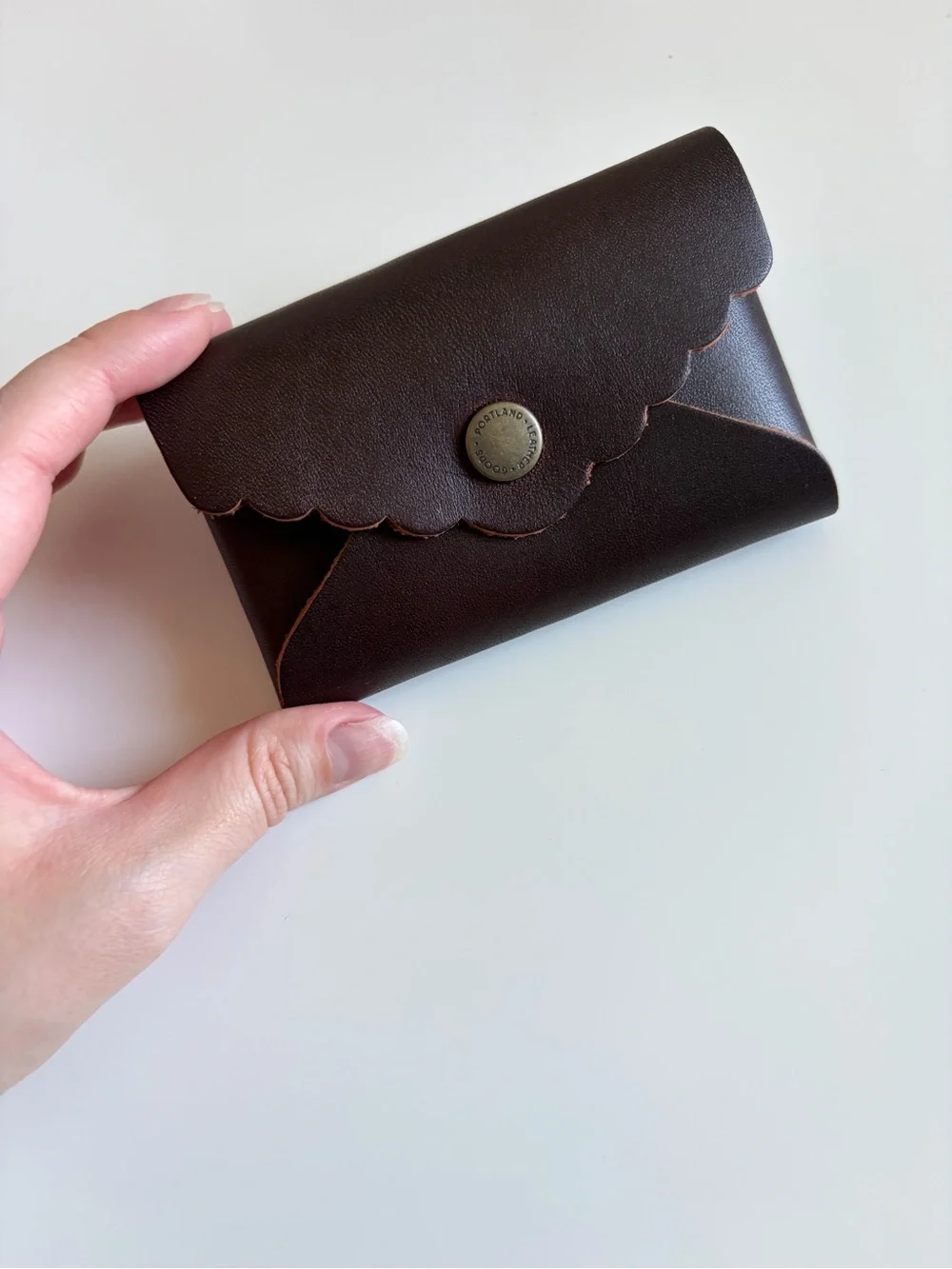 NWOT Portland Leather Goods Daisy Plus Wallet in Grizzly 🐻🤎